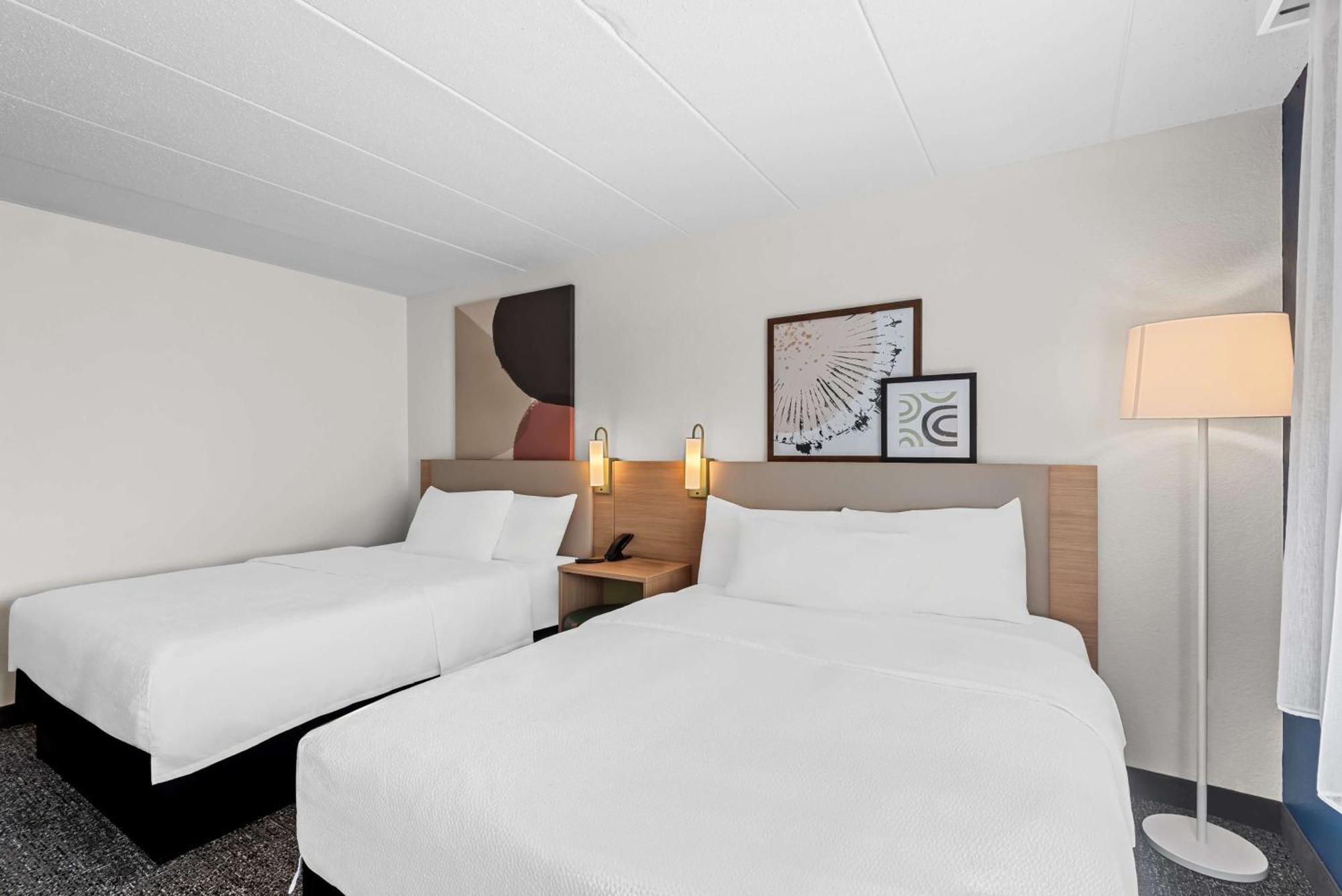 Spark By Hilton Cedar Falls Exterior photo