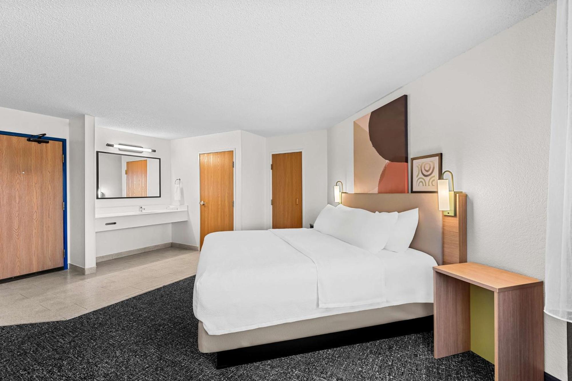 Spark By Hilton Cedar Falls Exterior photo